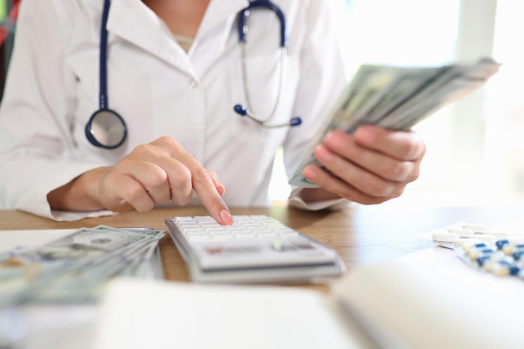Como a contabilidade para médicos em reduzir seus impostos