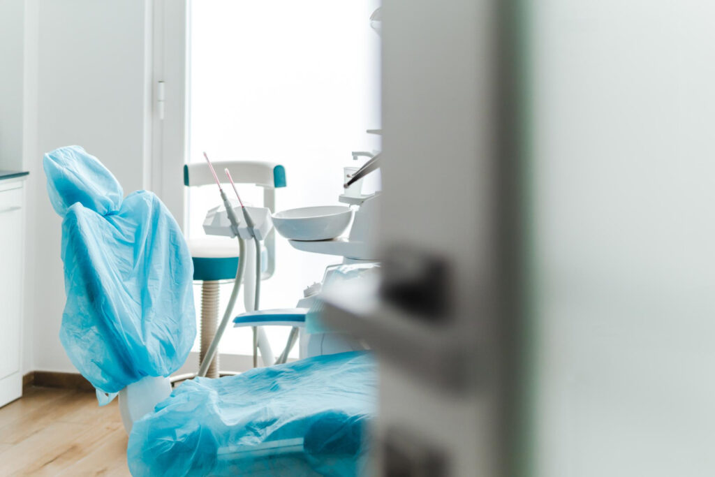 Como abrir consultório odontológico e evitar erros contábeis