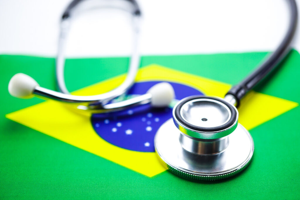 Simples Nacional para médicos em Curitiba em 2026