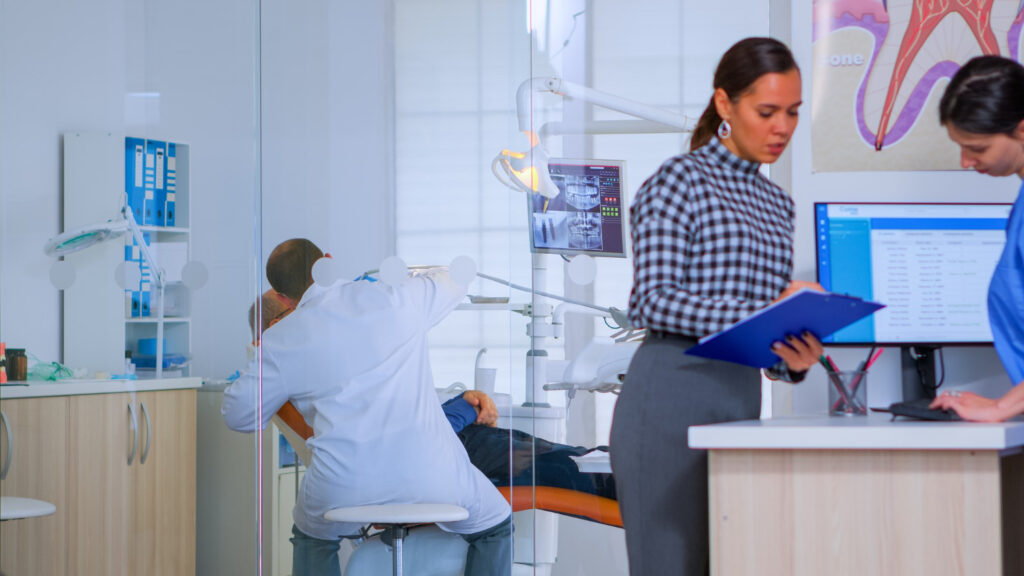 Indicadores Financeiros para Clínicas Odontológicas: como medir lucro e produtividade